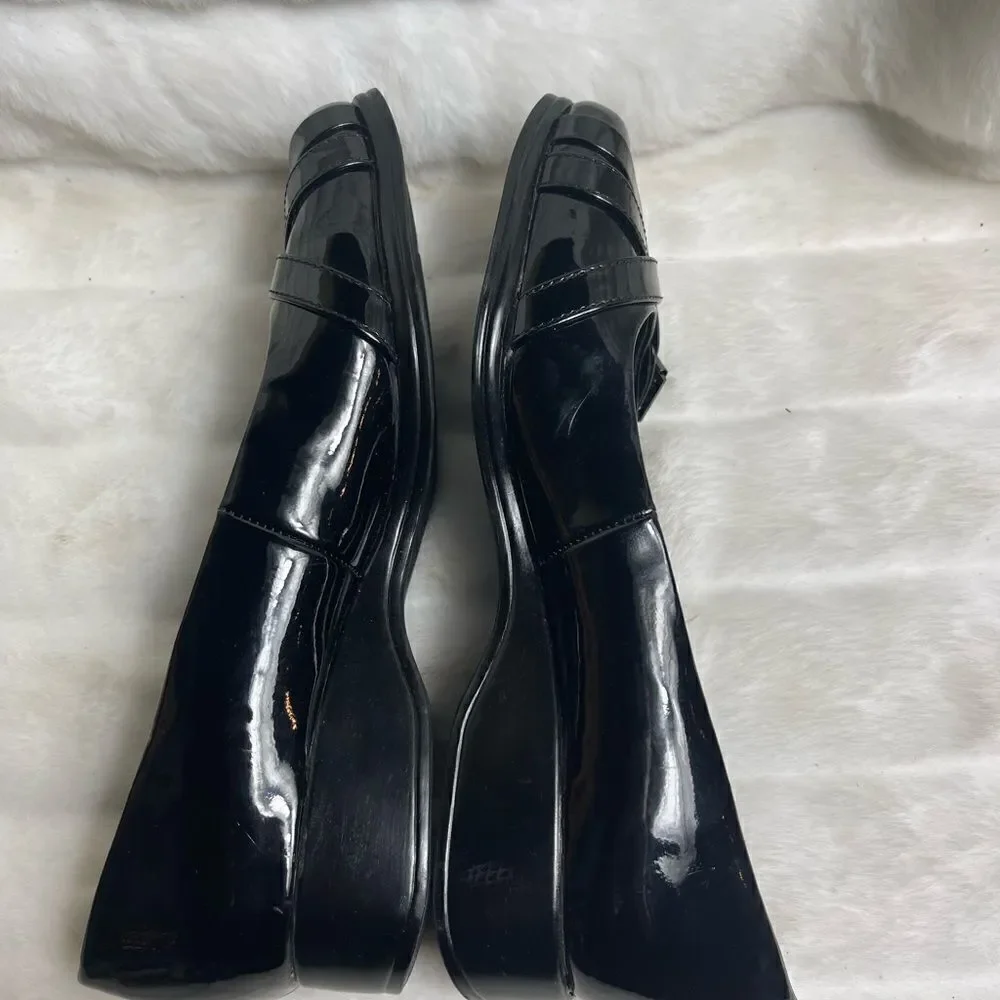 Naturalizer black patent faux leather slip on wedge shoes size 11 gently used.